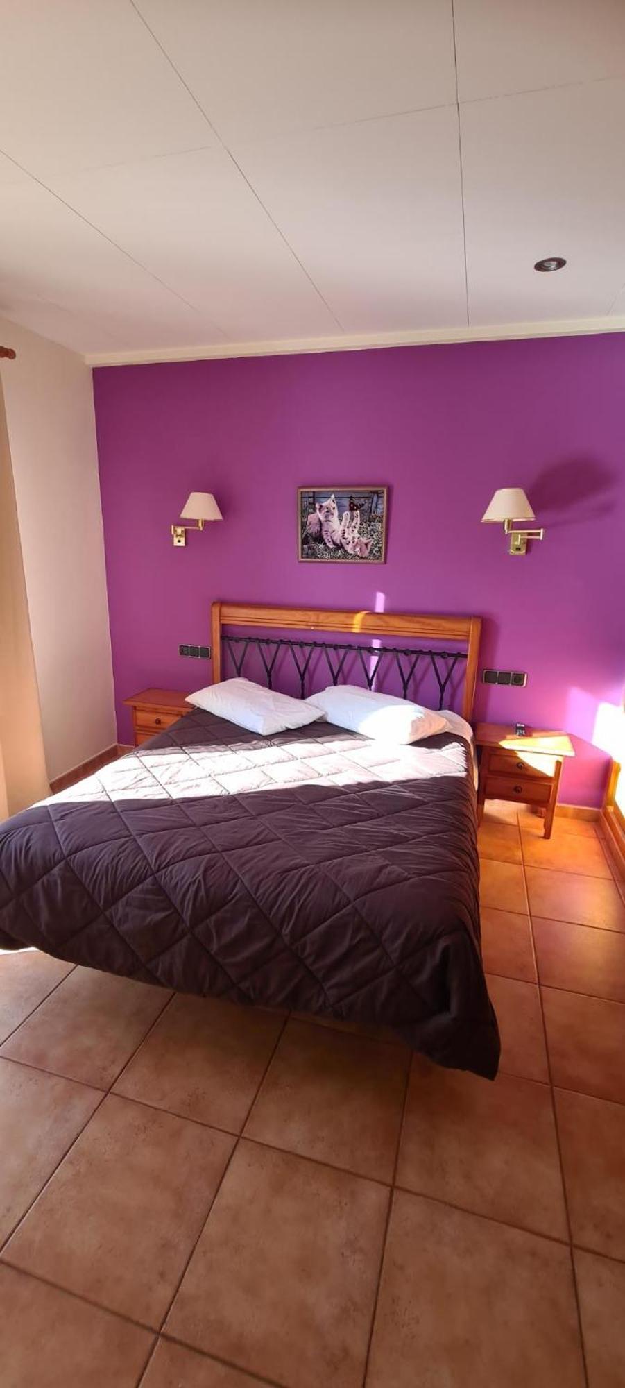 Hostal Mont-Rock Montagut Экстерьер фото